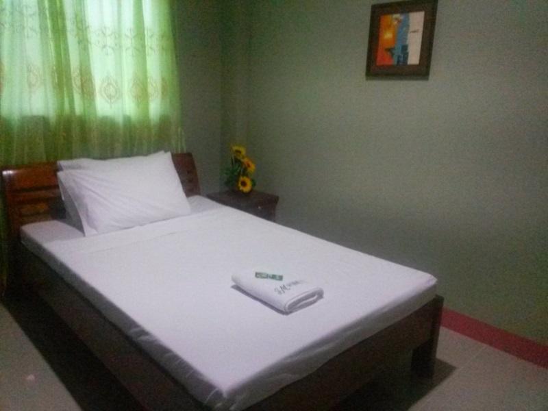 Jm Backpackers Hometel Guimaras Exteriör bild